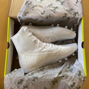 Under Armour High-Light Football/Lacrosse Cleats